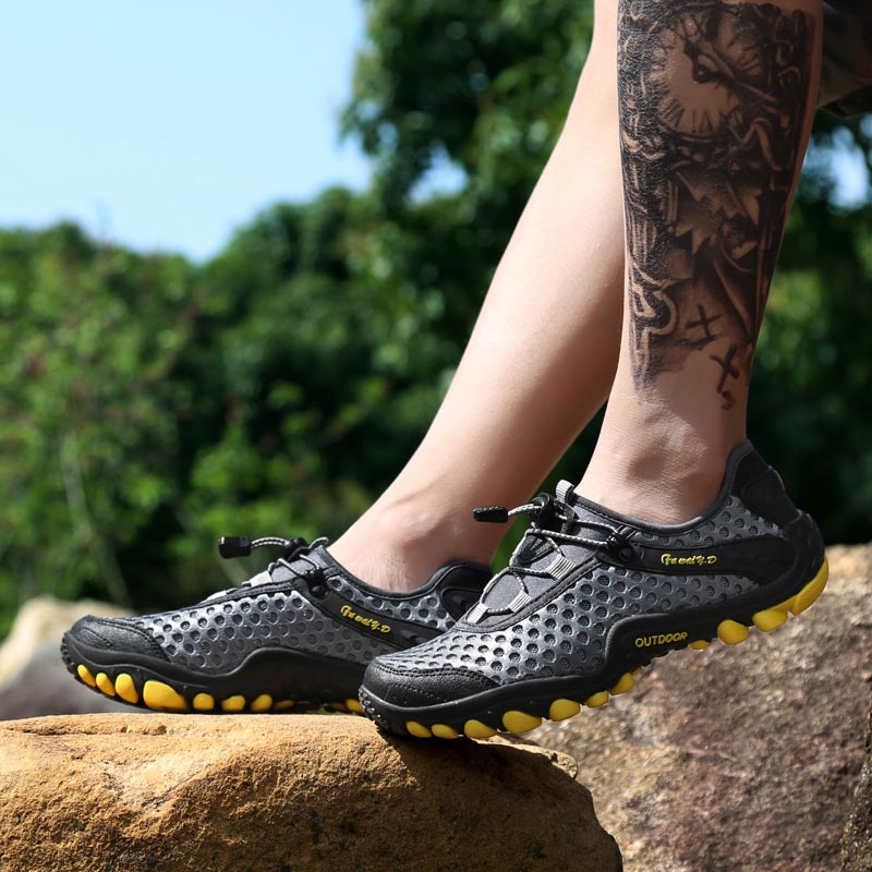 trekking mountain mens sports  - Japanese Lifestyle Tips recensione e prezzo