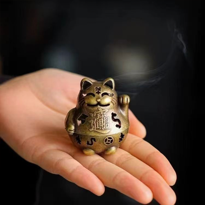 Lucky Cat Incense Burner Elega - Japanese Lifestyle Goods recensione e prezzo